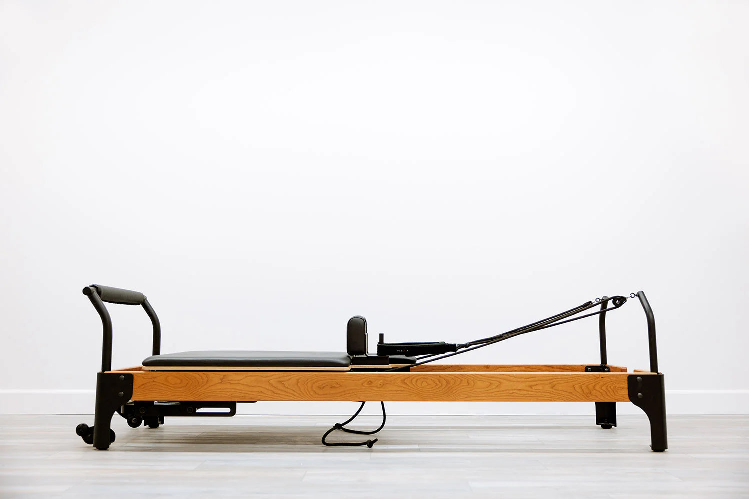 Flexia Pilates Smart Reformer - Thumbnail 2